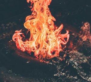 close-up photography of bonfire